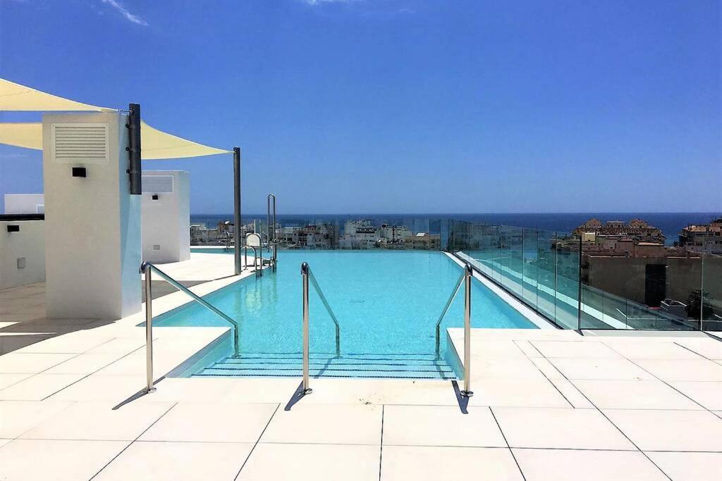 Keywise Family Luxury Infinity Beach & Golf Estepona Bagian luar foto