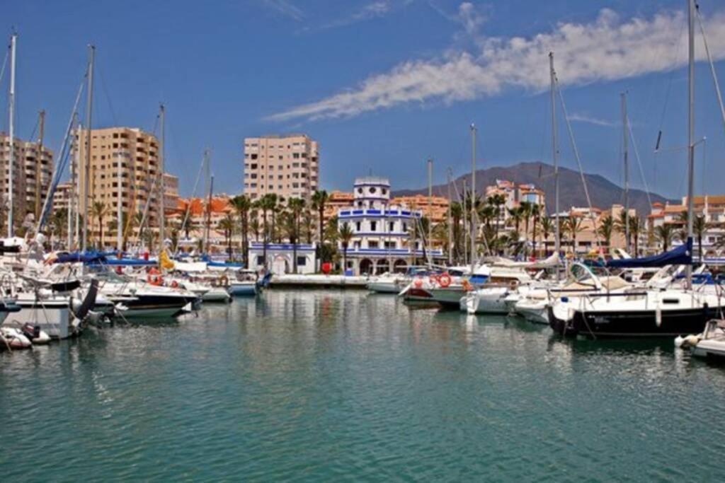 Keywise Family Luxury Infinity Beach & Golf Estepona Bagian luar foto