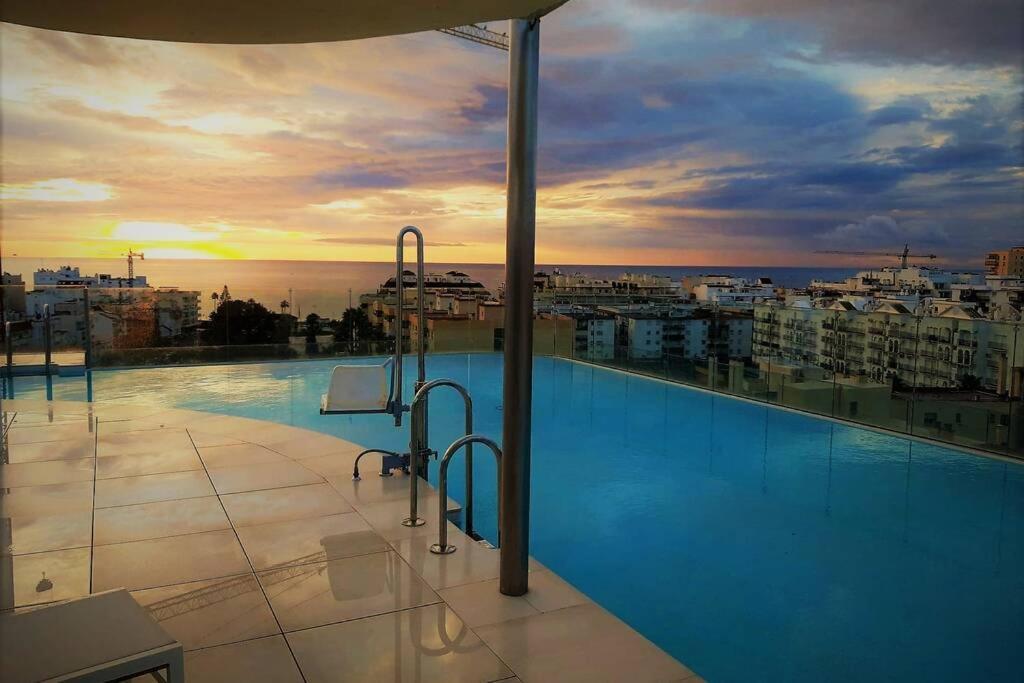 Keywise Family Luxury Infinity Beach & Golf Estepona Bagian luar foto