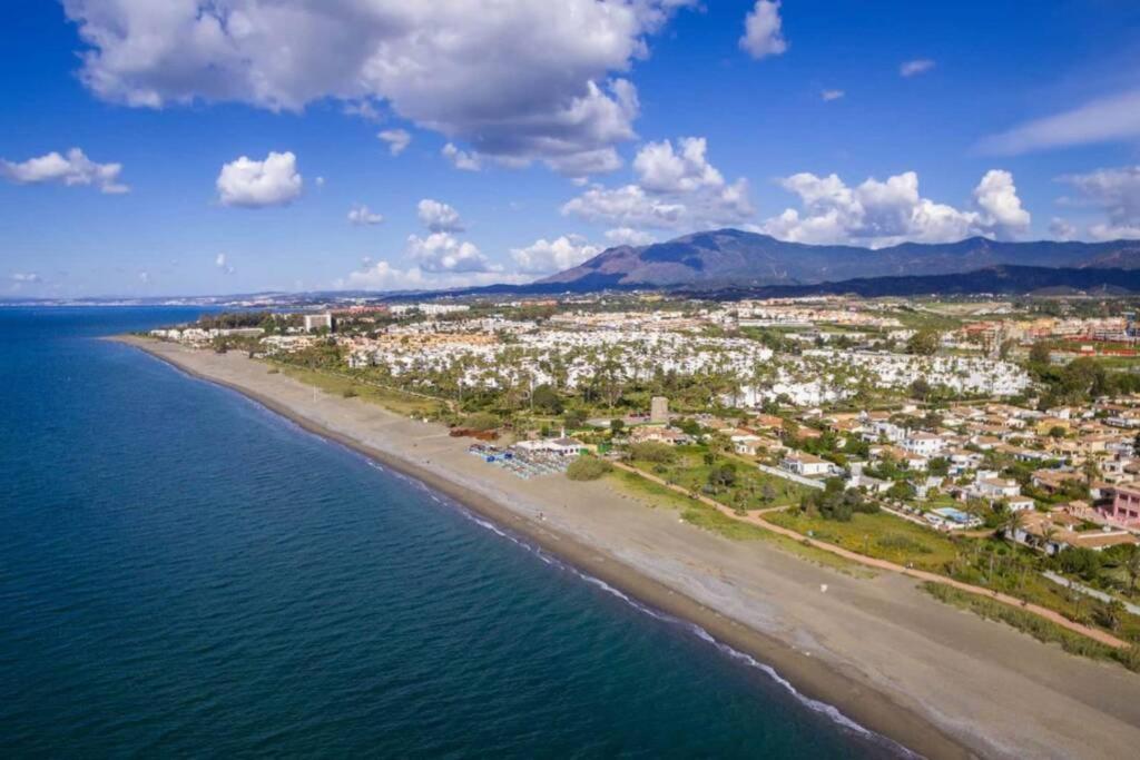 Keywise Family Luxury Infinity Beach & Golf Estepona Bagian luar foto