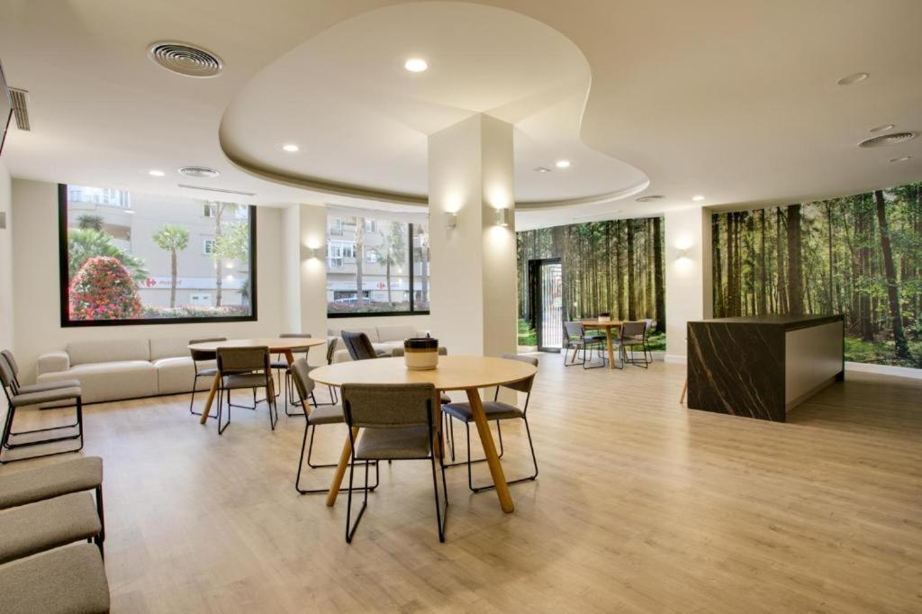 Keywise Family Luxury Infinity Beach & Golf Estepona Bagian luar foto